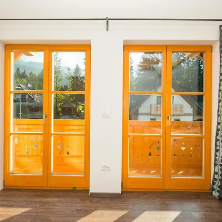 Brunarica Murka Chalet