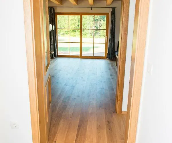 シャレー Brunarica Murka ボーヒニ